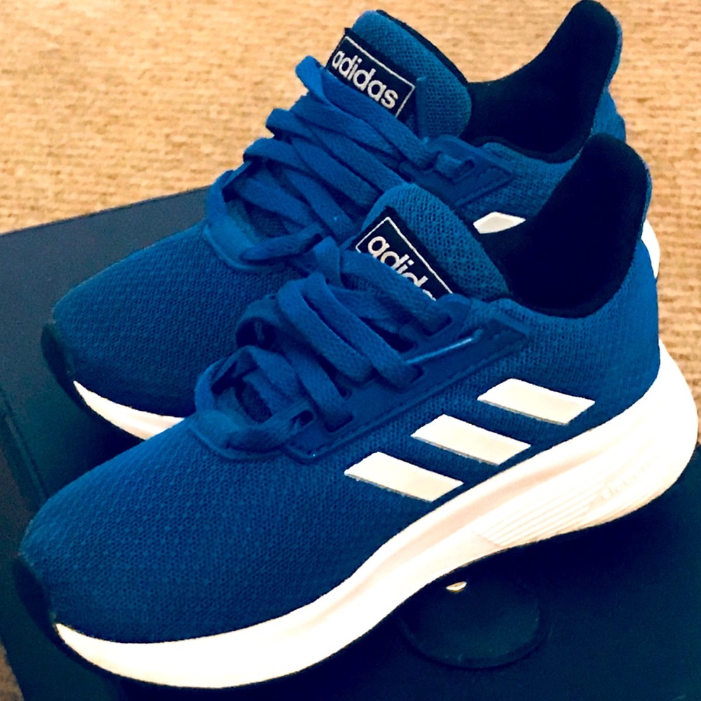 ADIDAS TRNDY LITTLE BOY TENNIS SHOES